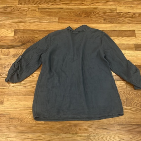 M made in Italy slate blue 100% linen large blouse v neck large - Picture 6 of 7